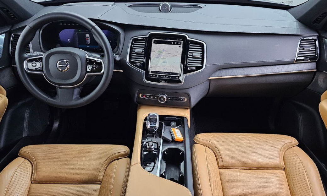 Volvo XC90 B6 Ultimate Bright, 2024