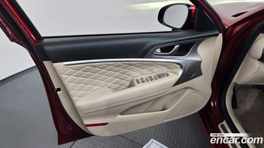 Genesis G70 Gasoline 2.0T 4WD, 2023