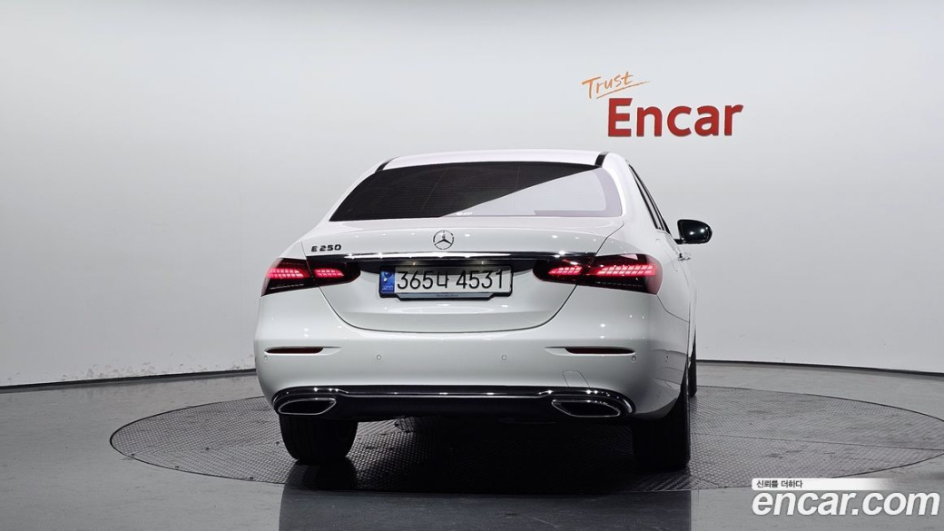 Mercedes-Benz E-Class E250 Exclusive, 2023