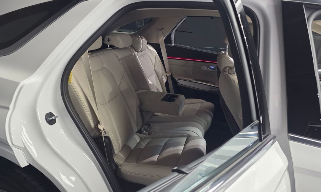 Genesis GV70 2.5T Gasoline AWD, 2025
