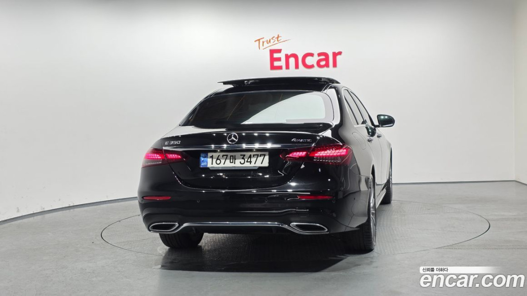 Mercedes-Benz E-Class E350 4MATIC AMG Line, 2022