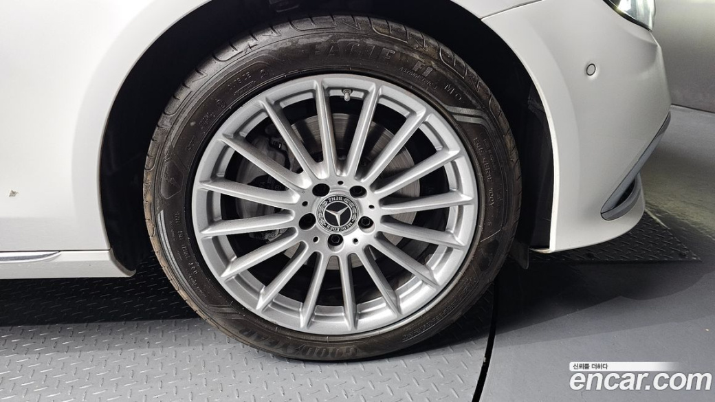 Mercedes-Benz E-Class E250 Exclusive, 2023