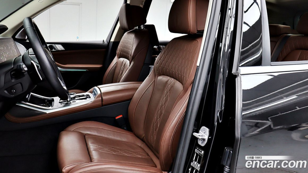 BMW X7 xDrive 40d Design Pure Excellence 7-Seater, 2022