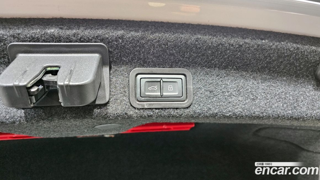 Audi A6 40 TDI Premium, 2023