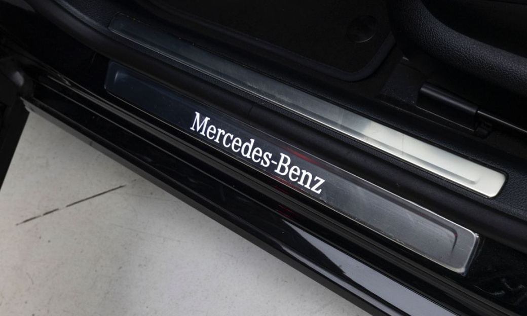 Mercedes-Benz S-Class S350 d 4MATIC, 2025