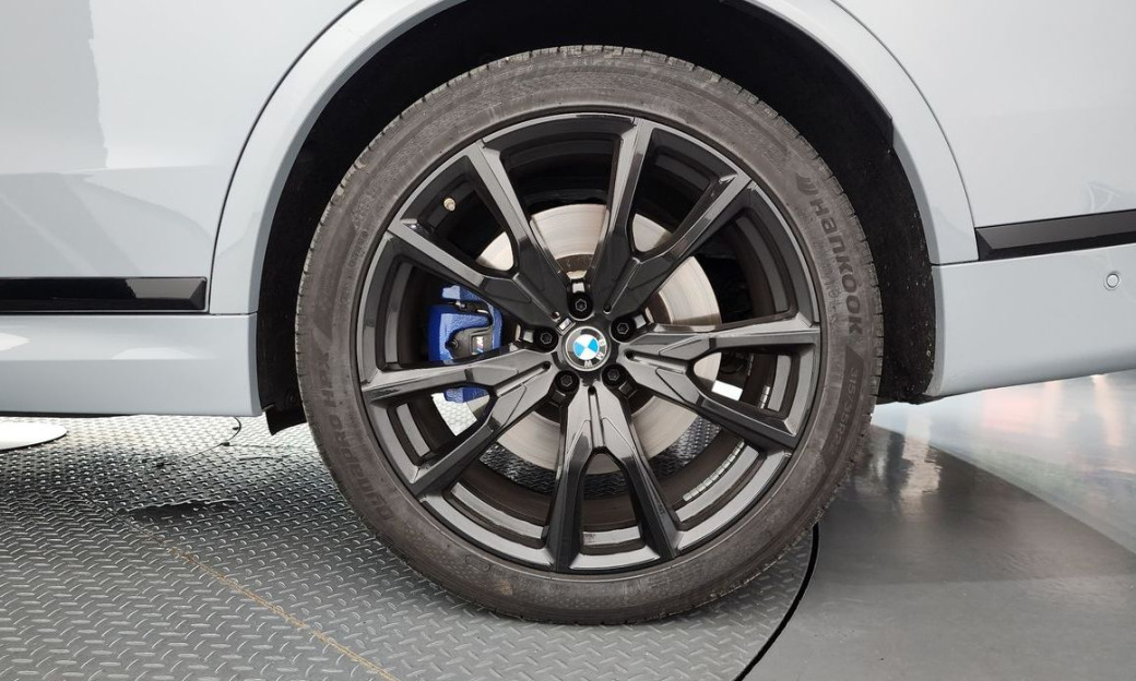 BMW X7 M60i xDrive M sport 6STR, 2024