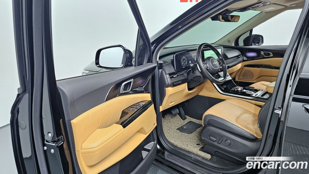 Kia Carnival 9-Seater Signature, 2023