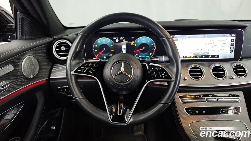Mercedes-Benz E-Class E350 4MATIC Exclusive, 2023