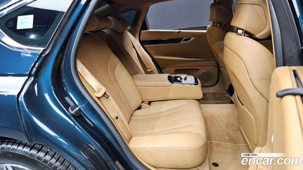 Genesis G80 Gasoline 2.5 Turbo AWD, 2025