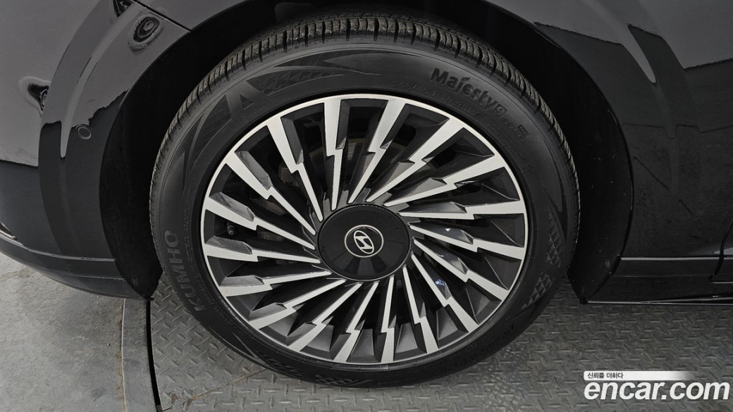 Hyundai Grandeur 2,5 Gasoline 2WD, 2024