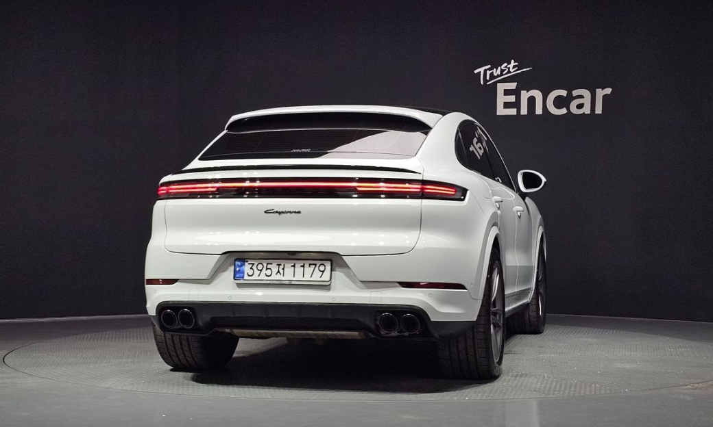 Porsche Cayenne 3.0 Coupe, 2024