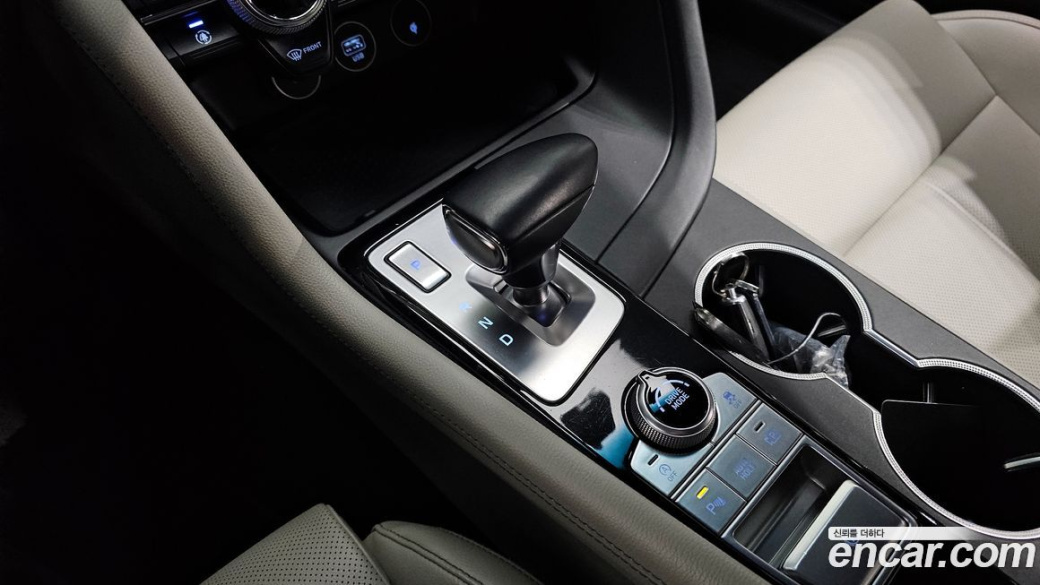 Genesis G70 Gasoline 2.0T 2WD, 2023