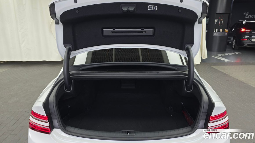 Genesis G80 Gasoline 2.5 Turbo AWD, 2022