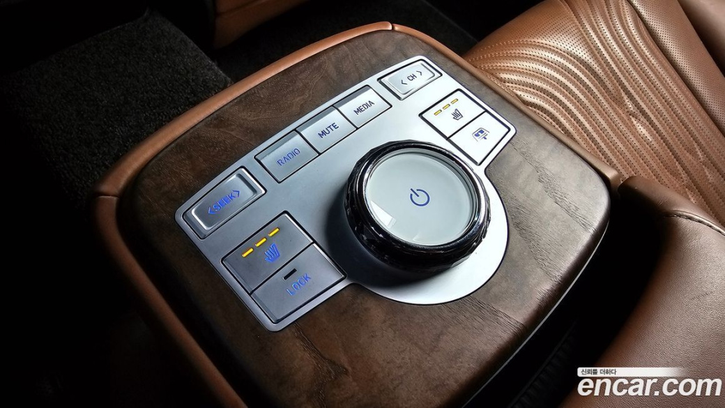 Genesis G80 Gasoline 2.5 Turbo AWD, 2024