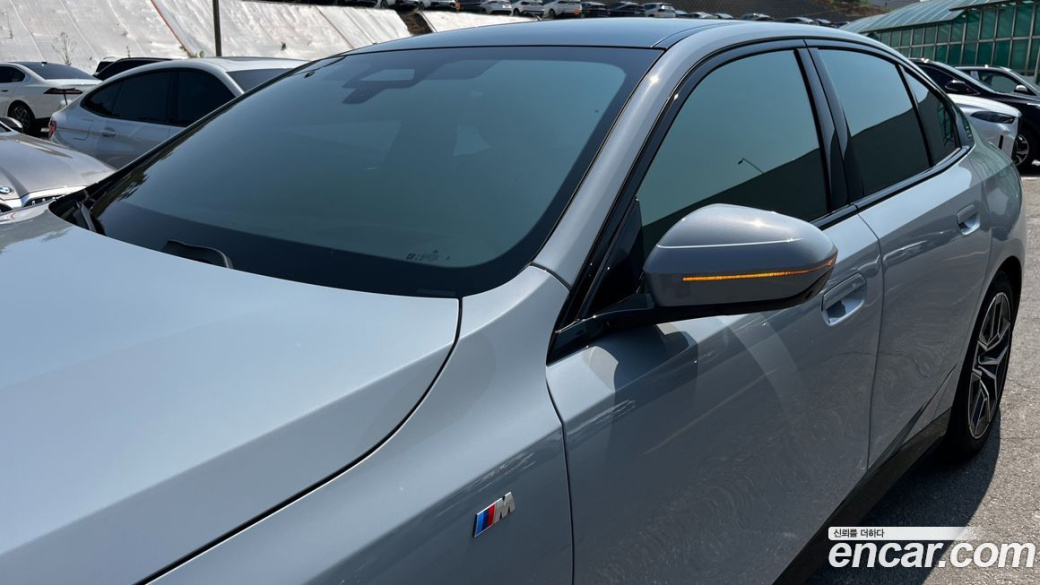 BMW 5-Series 520i Special Edition, 2024