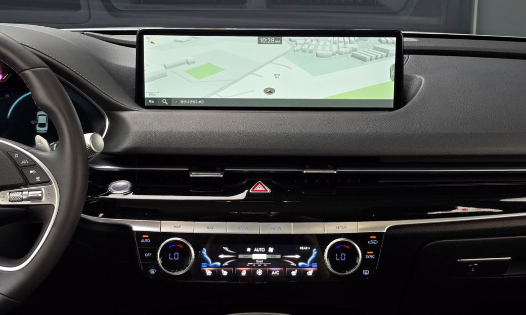 Genesis G80 Gasoline 2.5 Turbo AWD, 2024