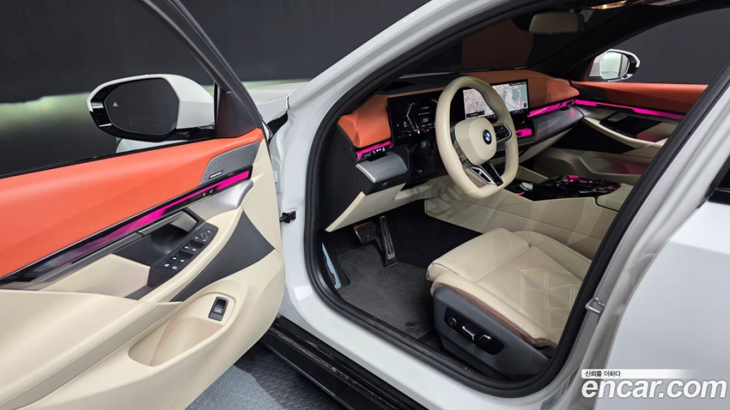 BMW 5-Series 530i xDrive M Sport, 2024