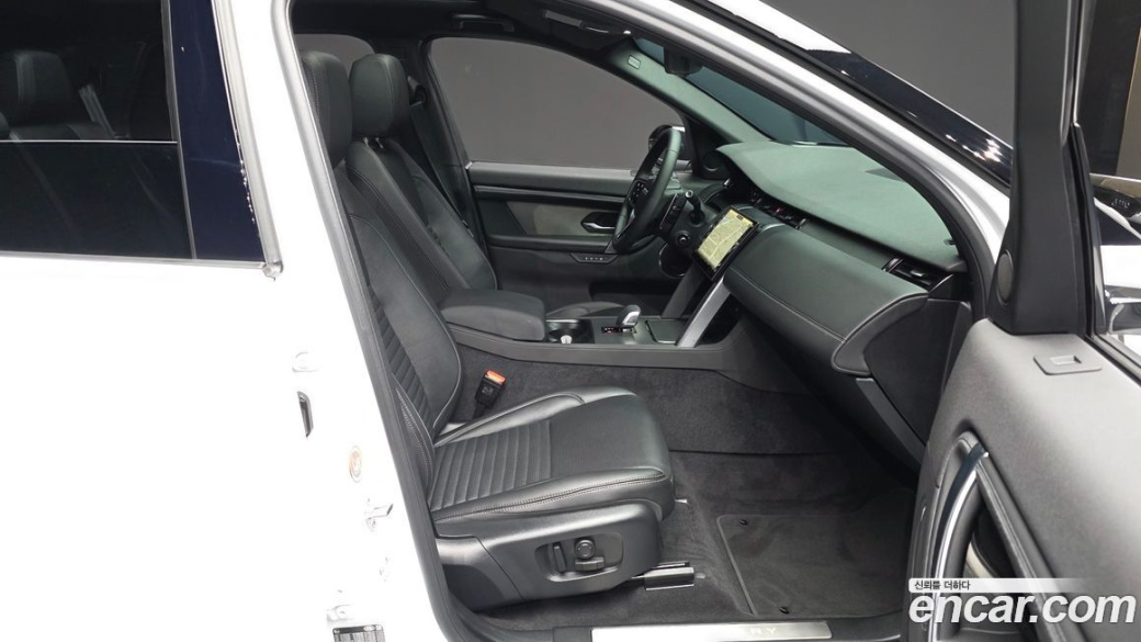 Land Rover Discovery Sport P250 Dynamic SE, 2025