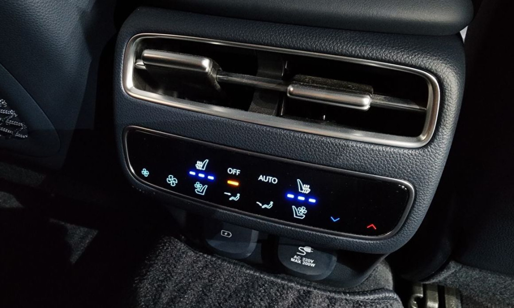 Genesis GV70 2.5T Gasoline AWD, 2026