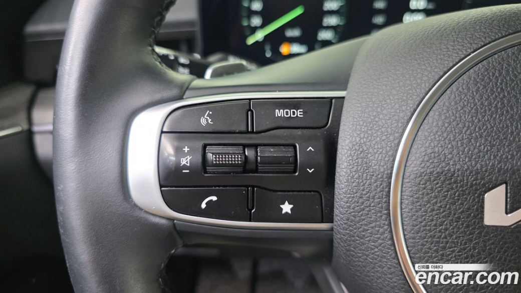 Kia K5 2.0, 2025