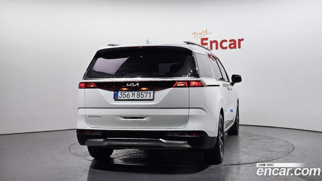 Kia Carnival 9-Seater Noblesse, 2023