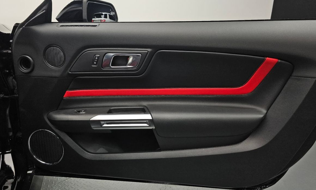 Ford Mustang Coupe, 2023