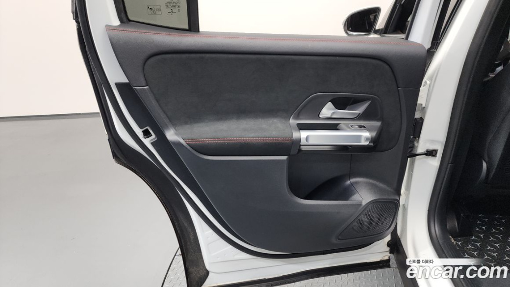Mercedes-Benz GLB-Class GLB250 4MATIC, 2023