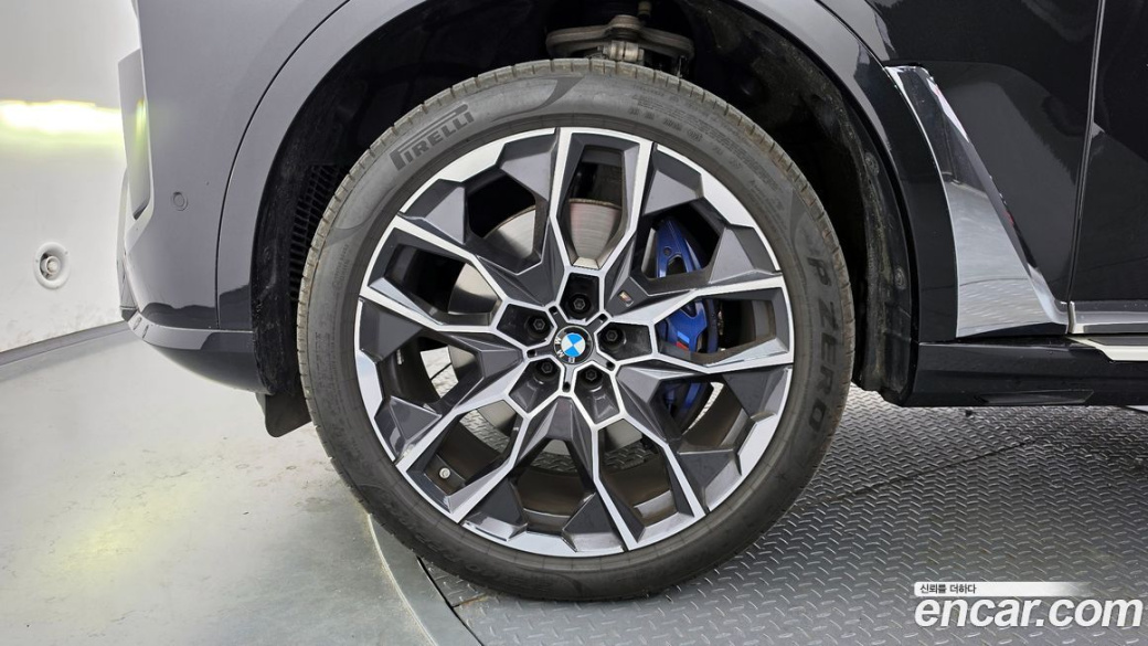 BMW X7 xDrive 40i M Sport 6STR, 2025