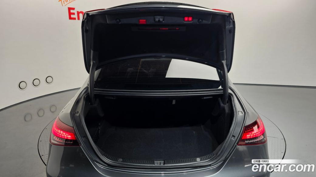 Mercedes-Benz E-Class E350 4MATIC AMG Line, 2022