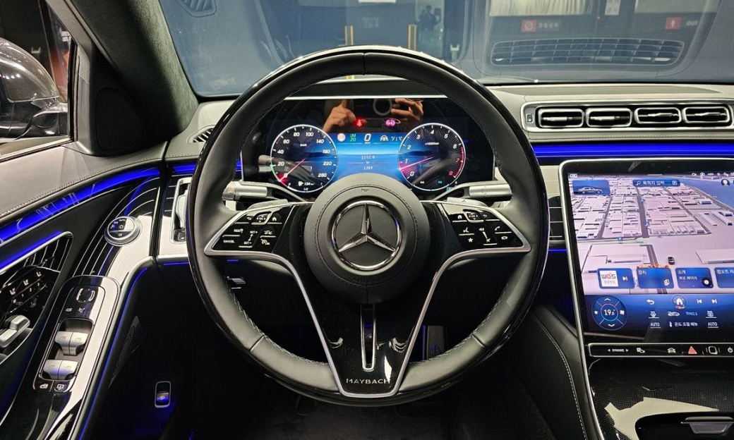 Mercedes-Benz S-Class Maybach S580 4MATIC, 2024