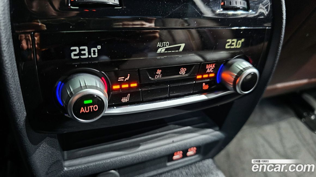 BMW 5-Series M550i xDrive, 2022