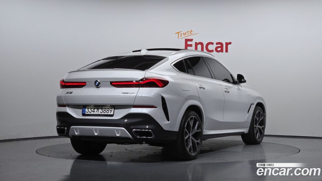 BMW X6 xDrive40i M Sport, 2022