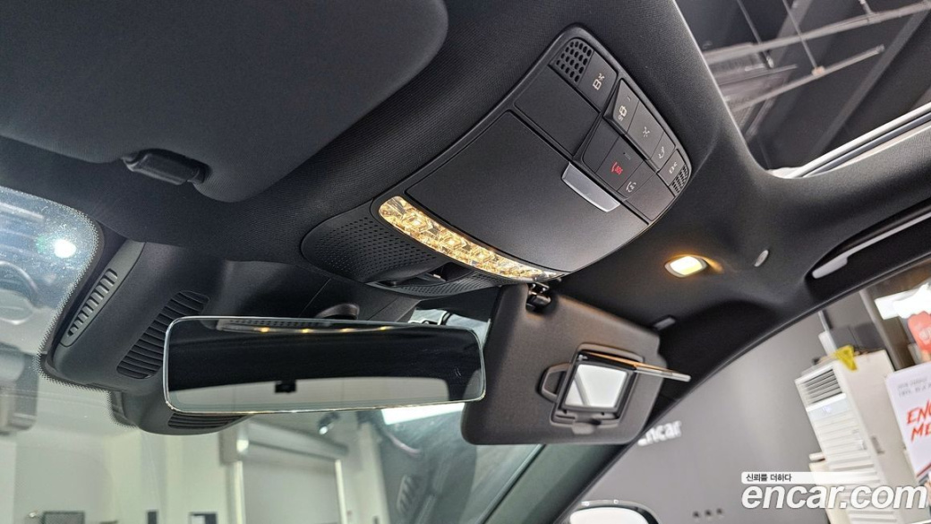 Mercedes-Benz E-Class E350 4MATIC AMG Line, 2022