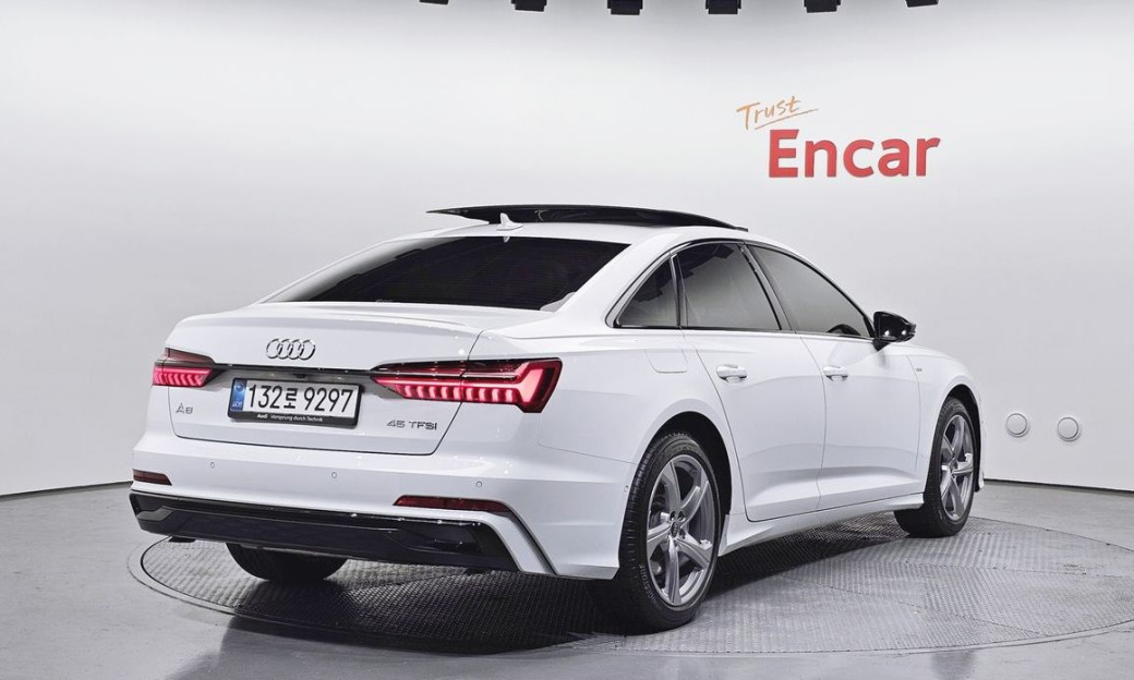 Audi A6 45 TFSI Premium, 2025