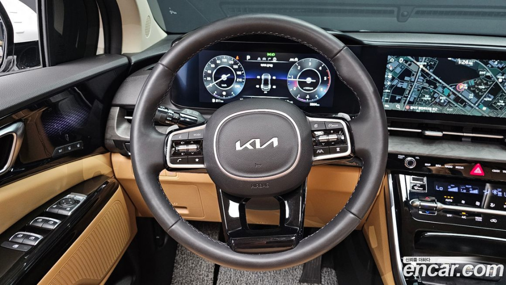 Kia Carnival 9-Seater Signature, 2023