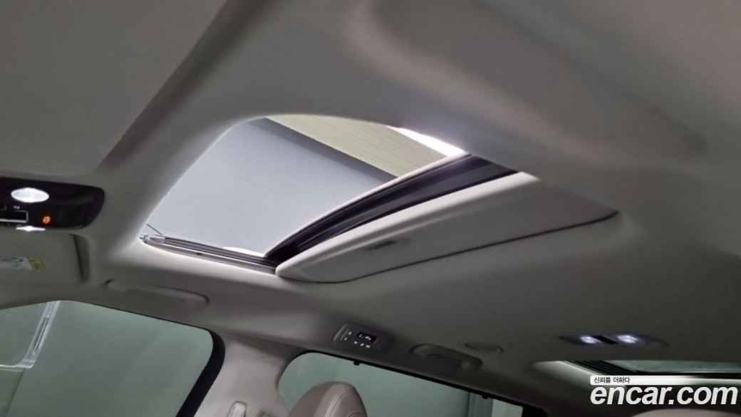 Kia Carnival 7-Seater Noblesse, 2024