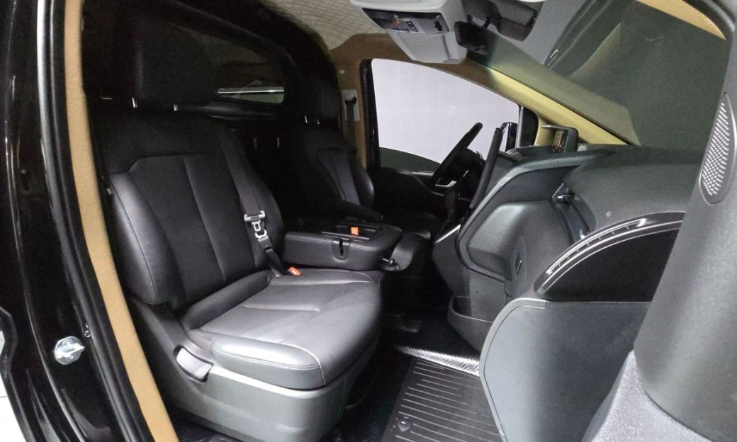 Hyundai Staria Cargo 3-Seater, 2025