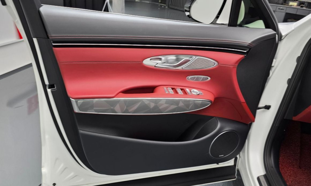 Genesis GV70 2.5T Gasoline AWD, 2024