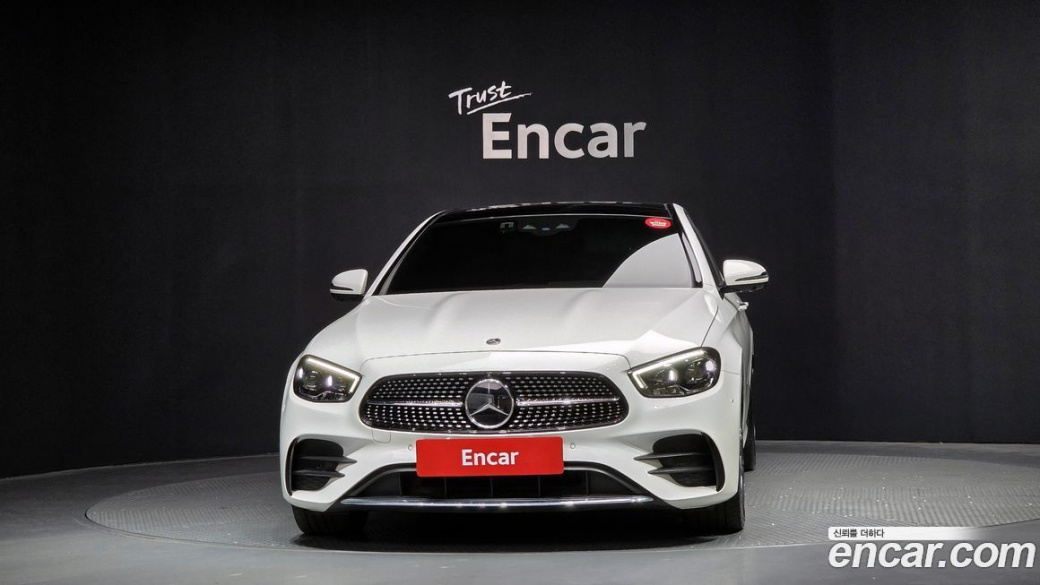 Mercedes-Benz E-Class E220d 4MATIC AMG Line, 2023