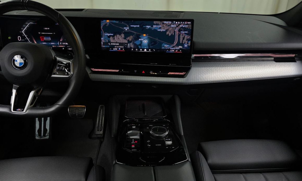 BMW 5-Series 520i M Sport, 2024