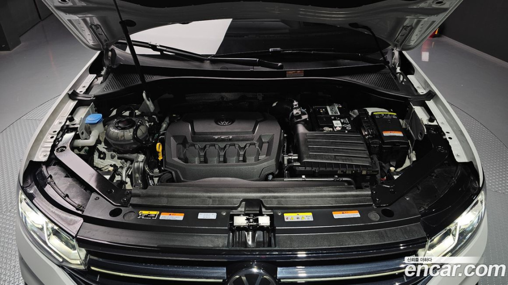 Volkswagen Tiguan 2.0 TSI Prestige, 2023