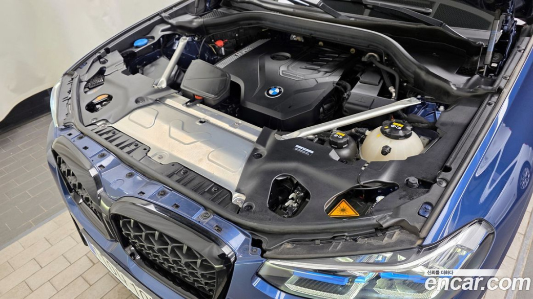 BMW X4 xDrive20i M Sports Pro, 2022