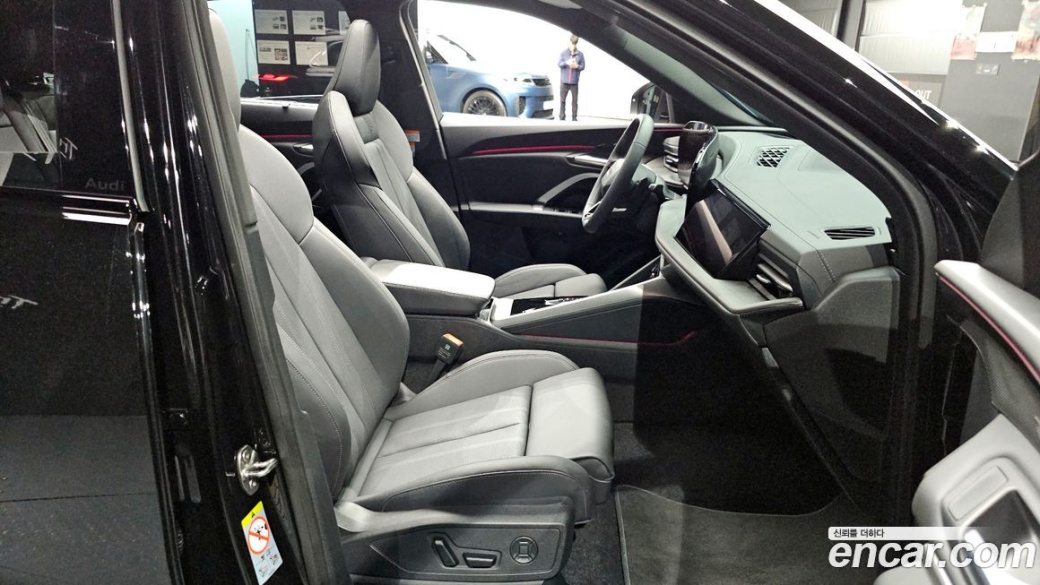 Audi Q5 45 TFSI Quattro S Line Black Ediiton, 2025