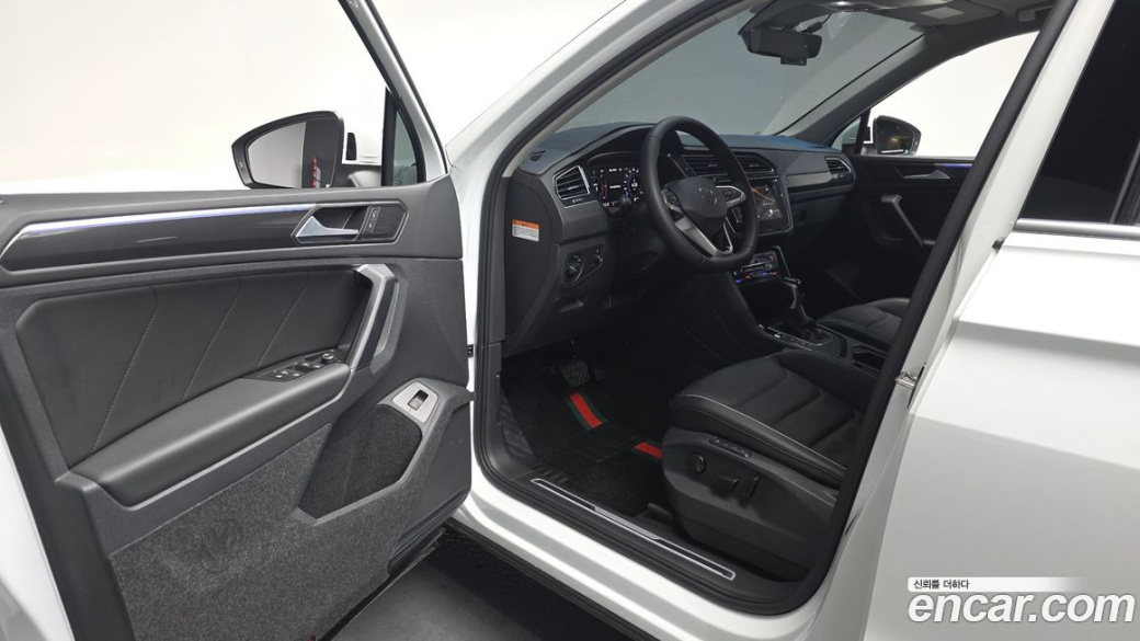 Volkswagen Tiguan 2.0 TDI Prestige, 2024
