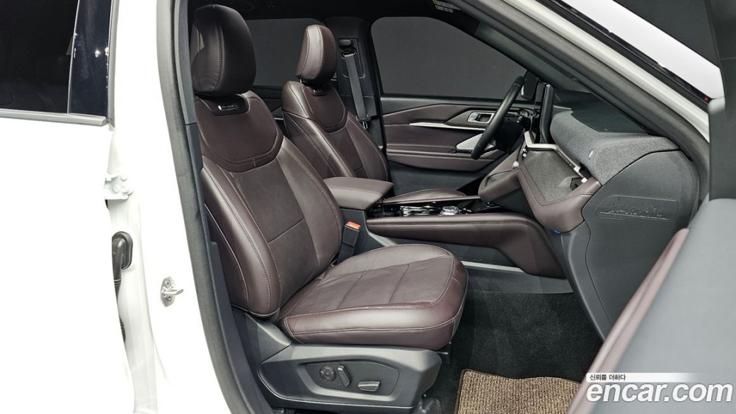 Ford Explorer 2.3 Platinum 4WD, 2025