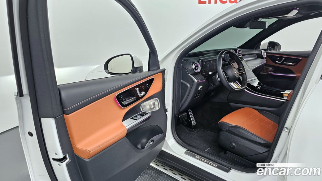 Mercedes-Benz GLC-Class GLC300 4MATIC AMG Line, 2023