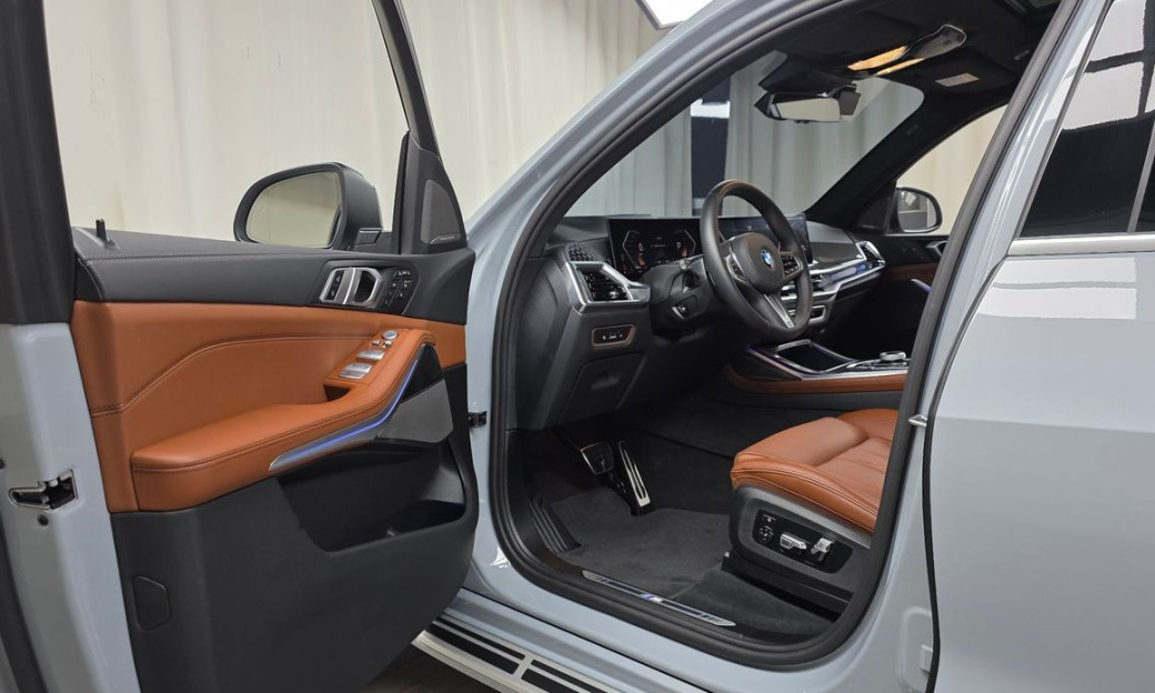 BMW X7 xDrive 40d M Sport 6STR, 2025