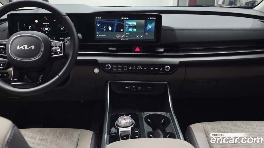 Kia Carnival 9-Seater Noblesse, 2025