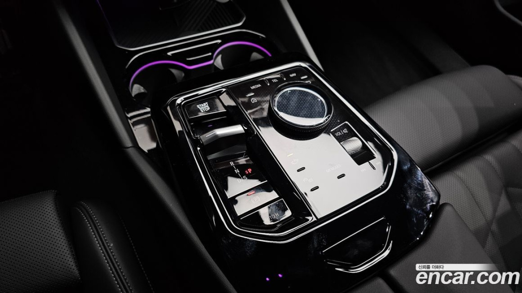 BMW 5-Series 523d M Sport, 2025