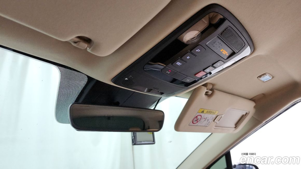 Kia Carnival 9-Seater Signature, 2023